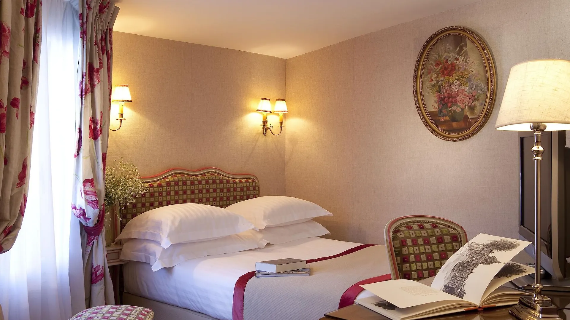 Dauphine Saint Germain Hotel