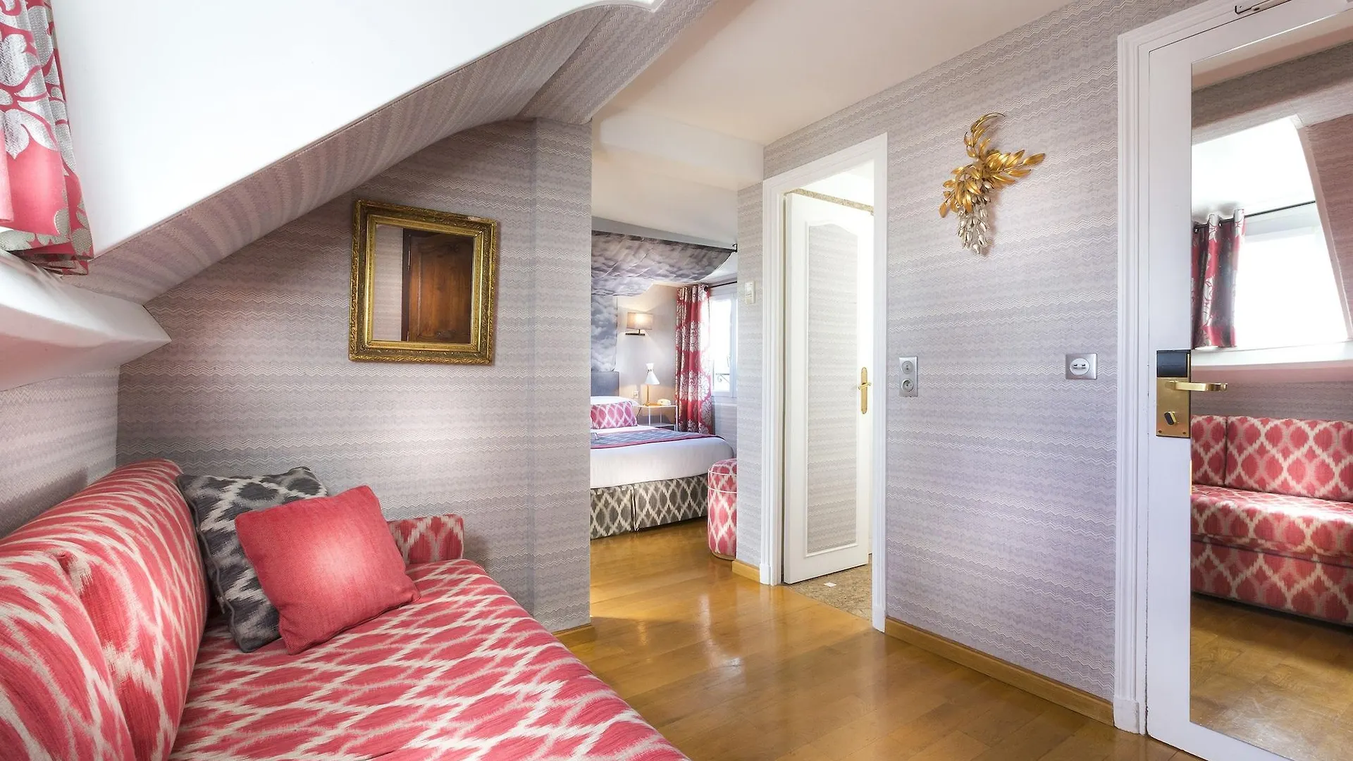 Hotel Dauphine Saint Germain 3*