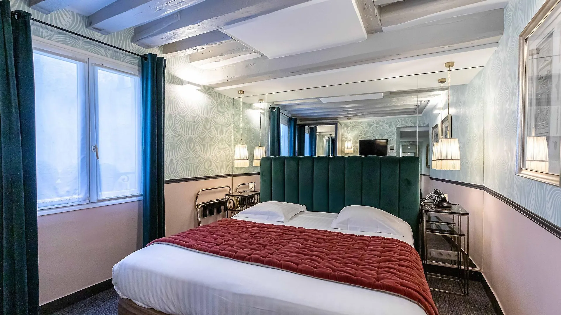 Hotel Dauphine Saint Germain 3*