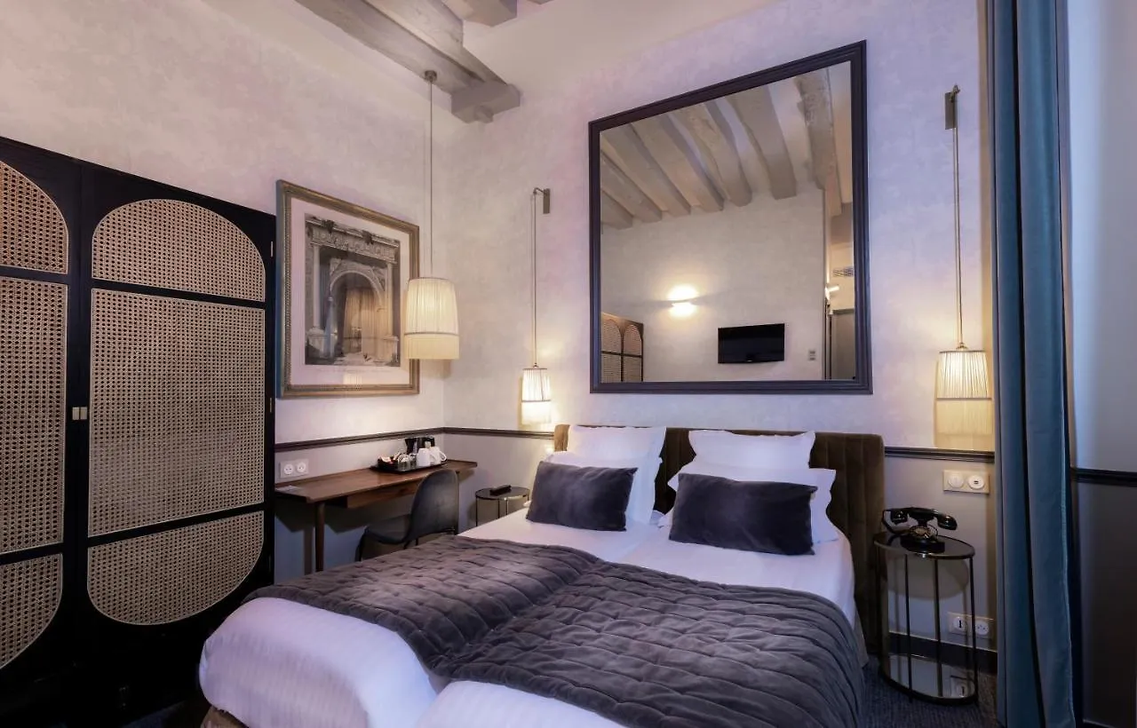 Hotel Dauphine Saint Germain París