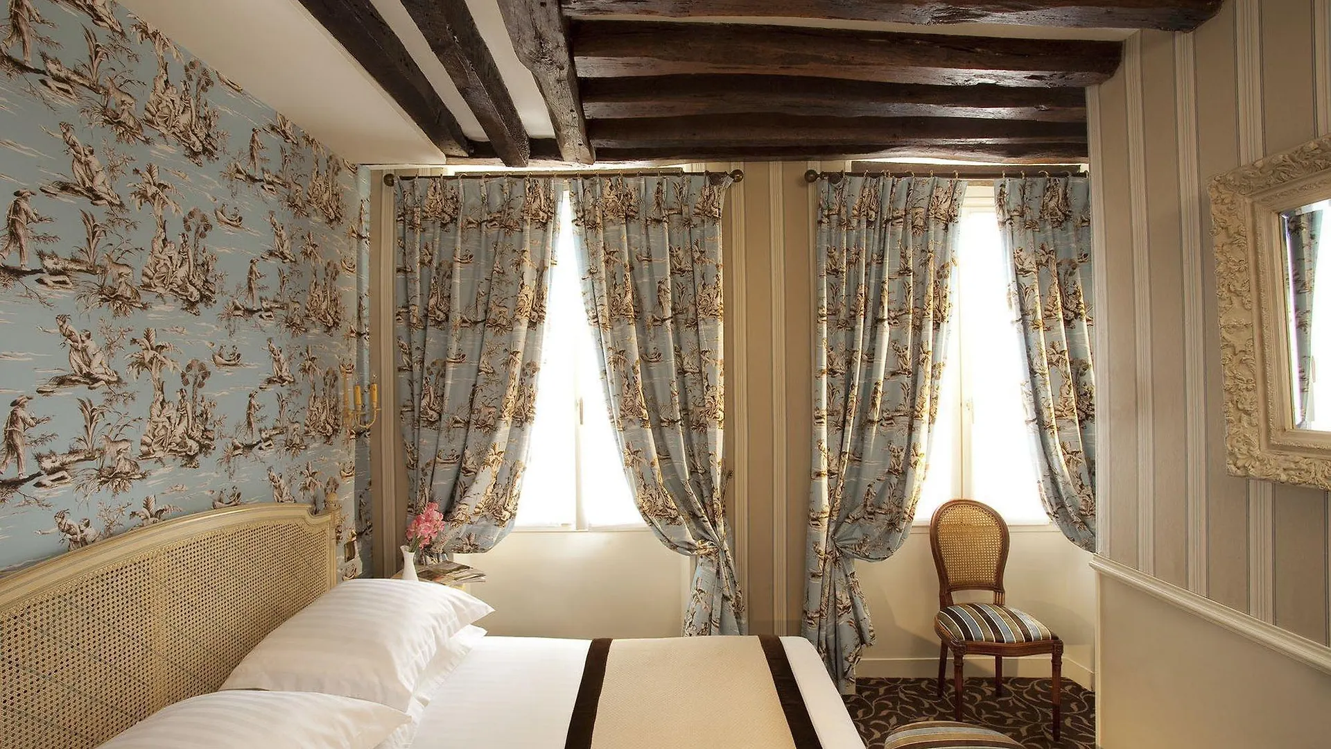 Dauphine Saint Germain Hotel