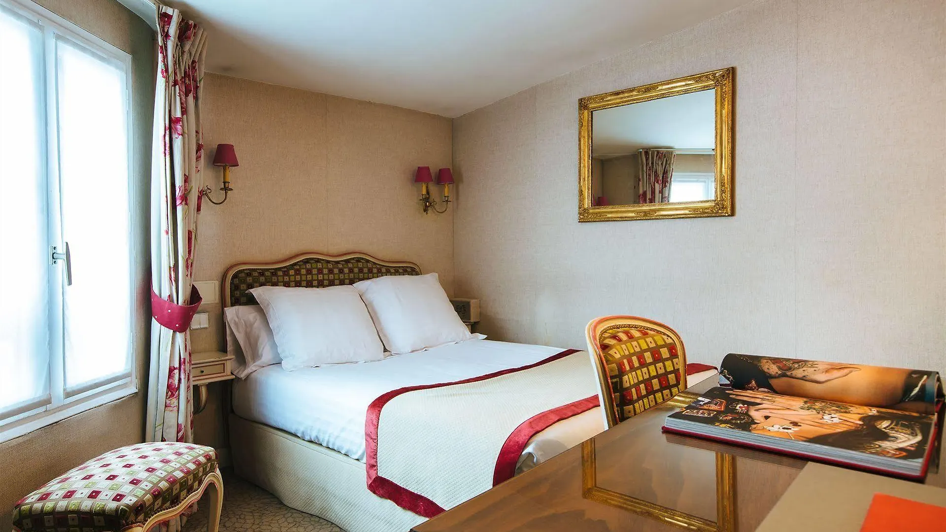 Hotel Dauphine Saint Germain